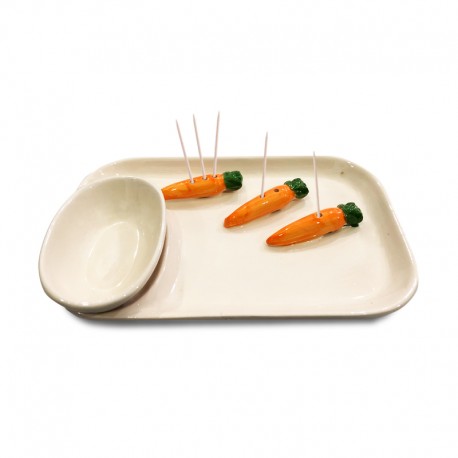 Plato de cocktail diseño de zanahorias